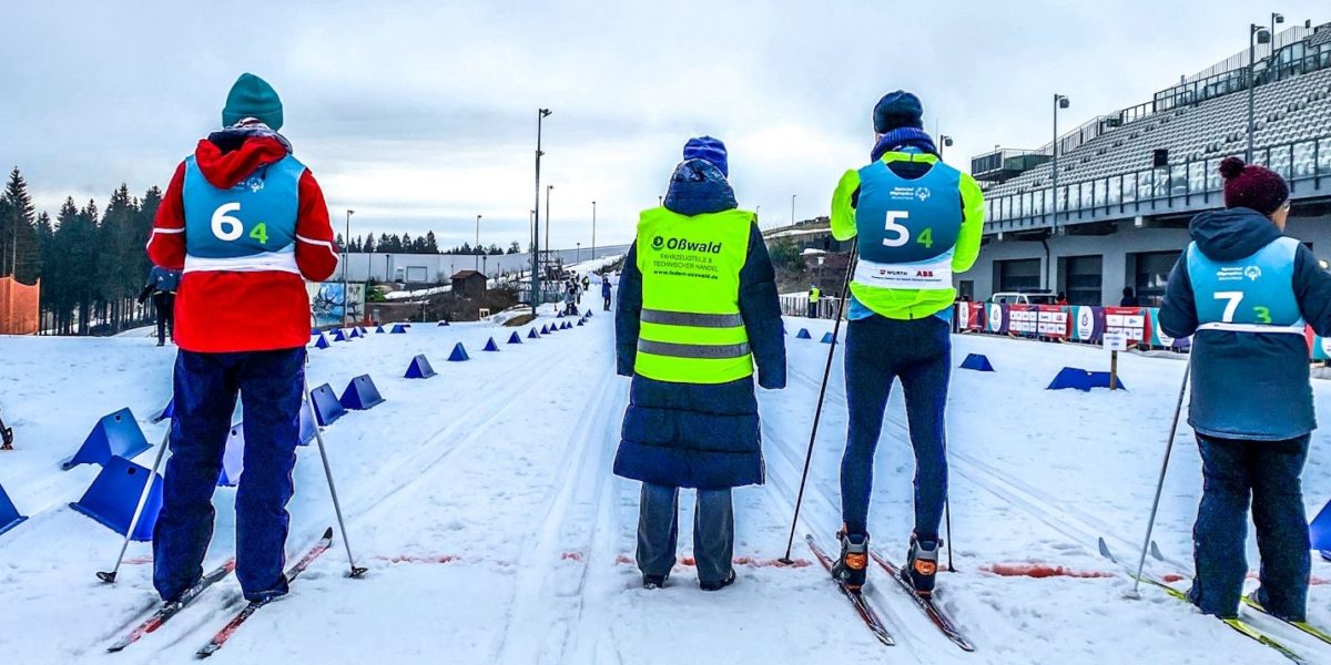 Special Olympics Winterspiele 2024 in Oberhof. Start der 1000m Klassik in der Rennsteig Arena