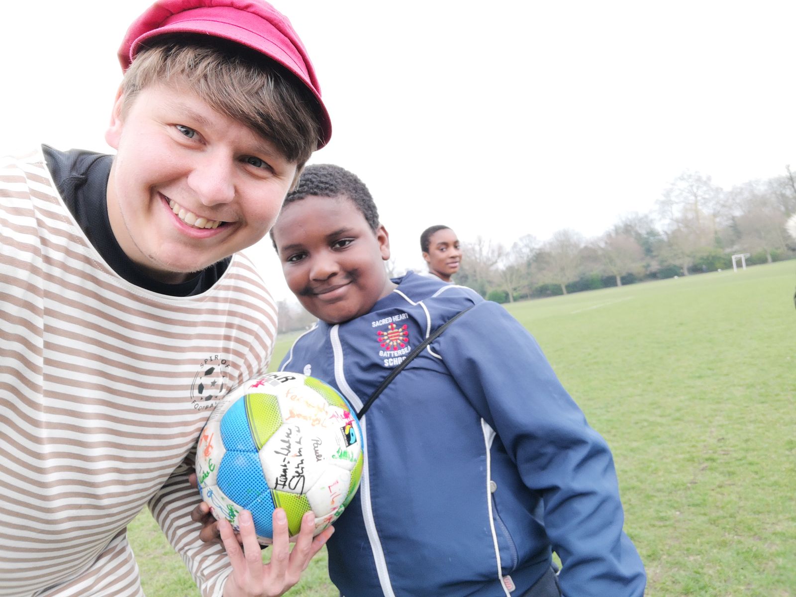 Say "cheeeeeese" to The ball