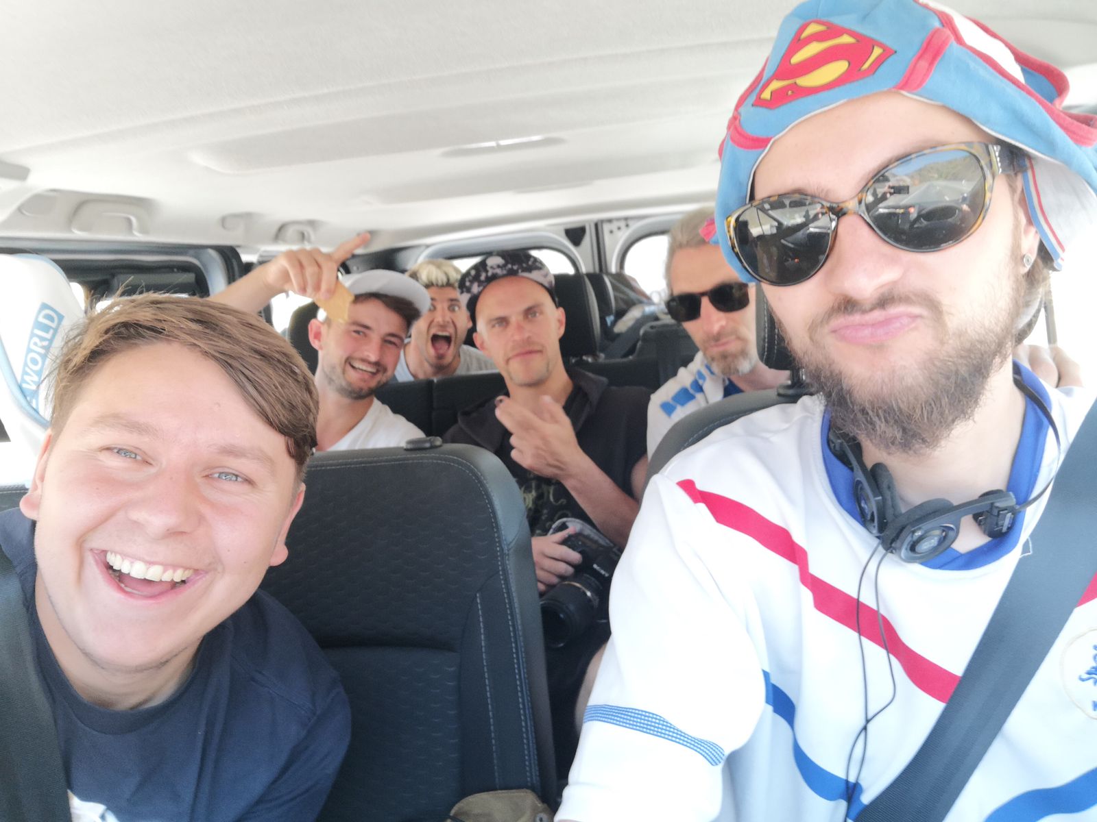 Benni, Joaqun, Sebastian, Andrew, Robert