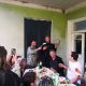 Toasts gehören zu jeden Essen, so wie guter georgischer Wein