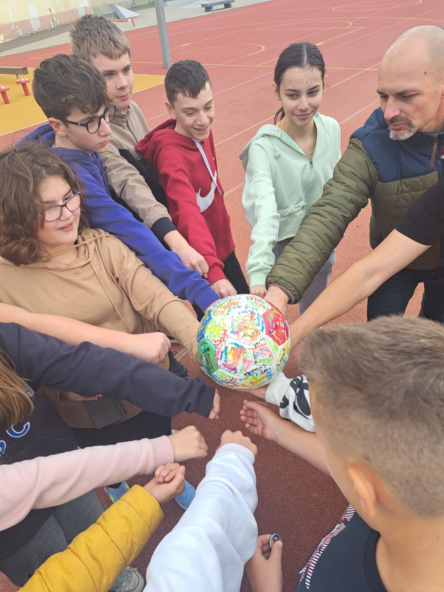 Unterschrift auf The Future Ball