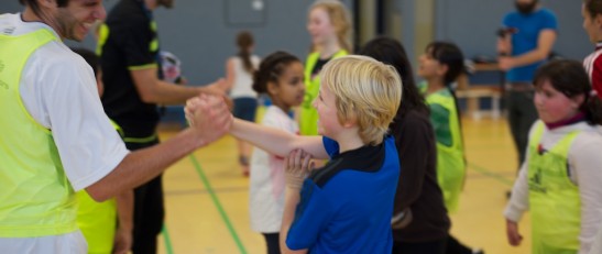 Bei Spirit geht es immer darum den Teilnehmern Fairness, Teamfähigkeit, sowie Toleranz und Rücksichtnahme gegenüber anderen Mitmenschen im Alltag zu vermitteln. Foto: SoF